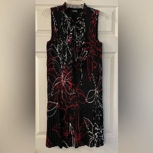 DKNY sample dress Sleeveless Pleated Tie Neck Shift black/white/red NEW no tags